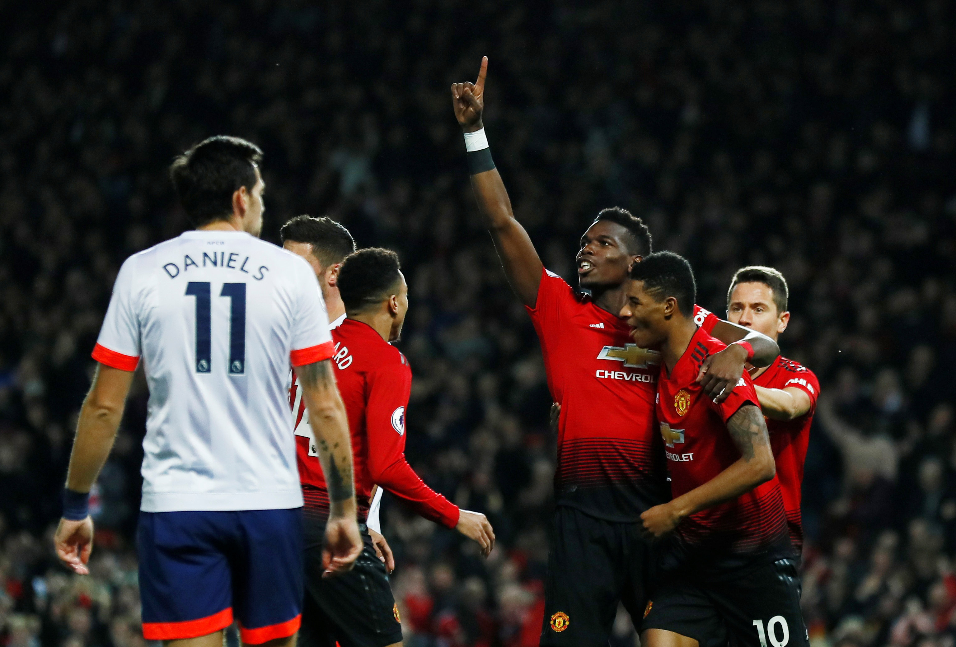 吸引更多关 吸引更多关